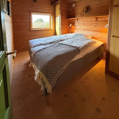 Cozy With Sea Views